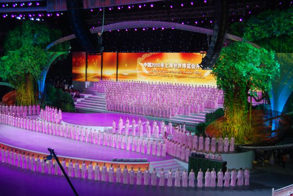 LED顯示屏租賃多少錢一平？