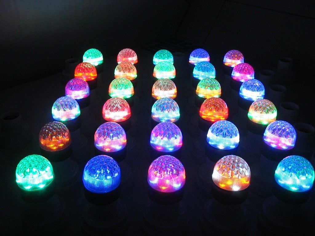 生死未知？傳統(tǒng)LED產(chǎn)業(yè)發(fā)展之互聯(lián)網(wǎng)之路