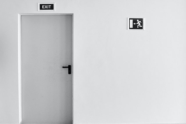 智能消防應(yīng)急照明系統(tǒng)是如何運(yùn)轉(zhuǎn)的呢？