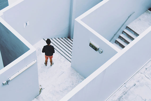 智能應(yīng)急照明系統(tǒng)有哪些主要功能？