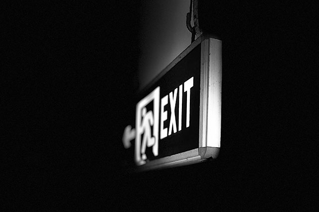 智能應(yīng)急疏散指示系統(tǒng)怎樣設(shè)計？